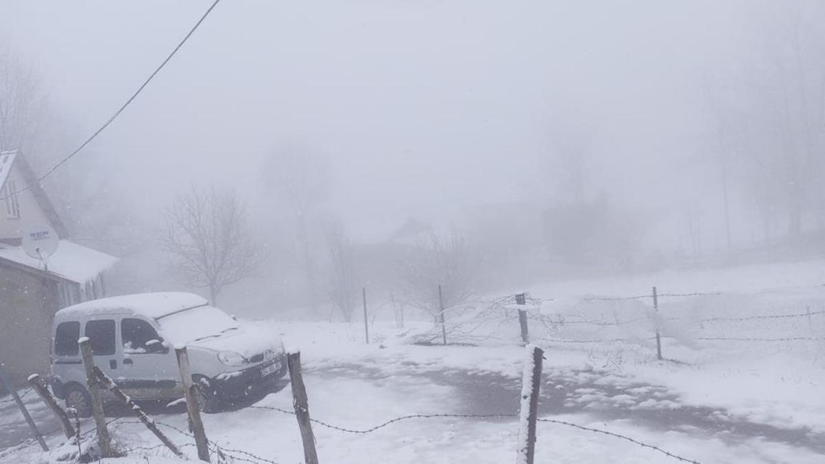 Şehir merkezinde yağmur, yüksek kesimlerde kar!