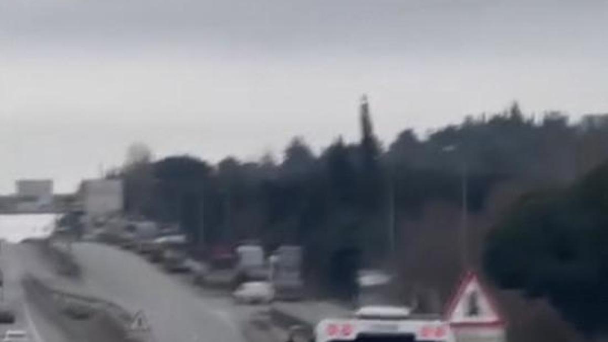İstanbul - Tuzla’da sıkıştırdığı otomobile çarptı; sürücüyü darbeden çekici şoförü yakalandı