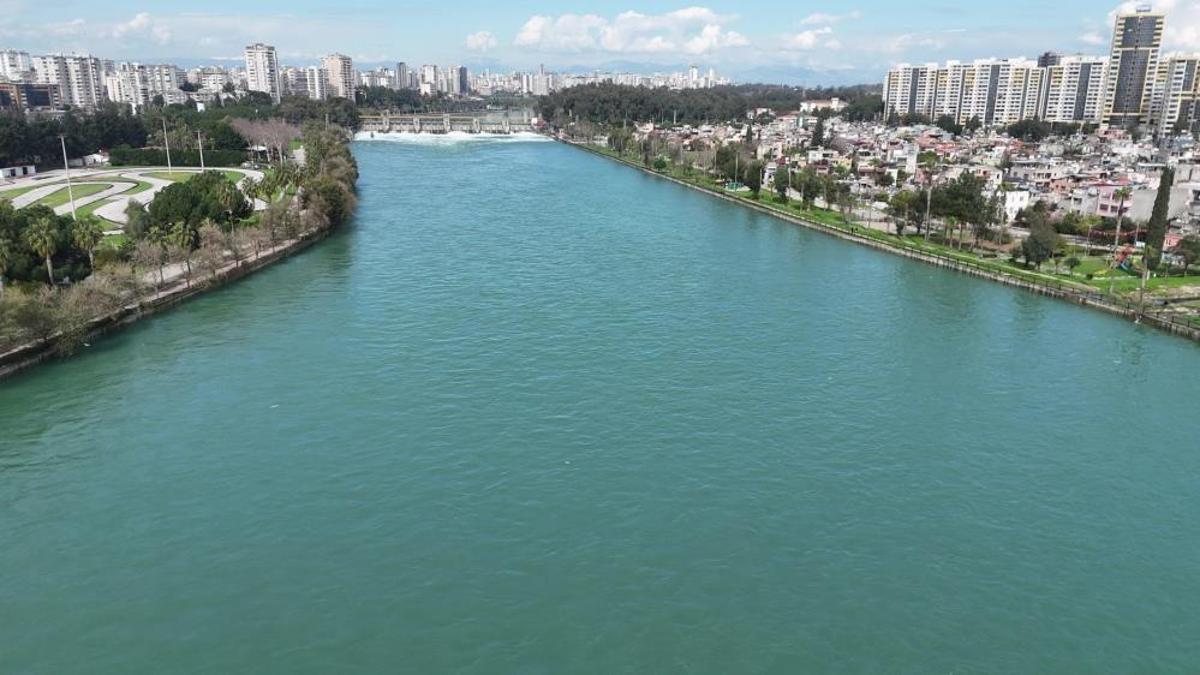 Yağışlar barajı doldurdu! Seyhan Nehri coştu