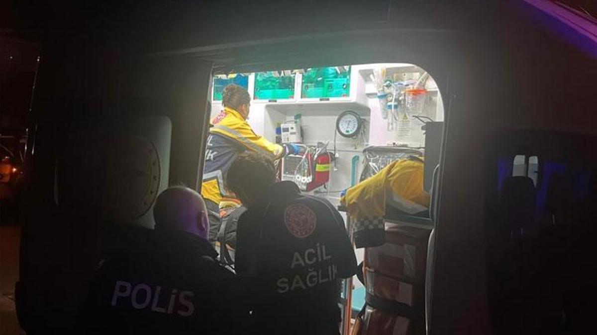 Kayalıklardan düşen şahsı, itfaiye ve AFAD ekibi kurtardı
