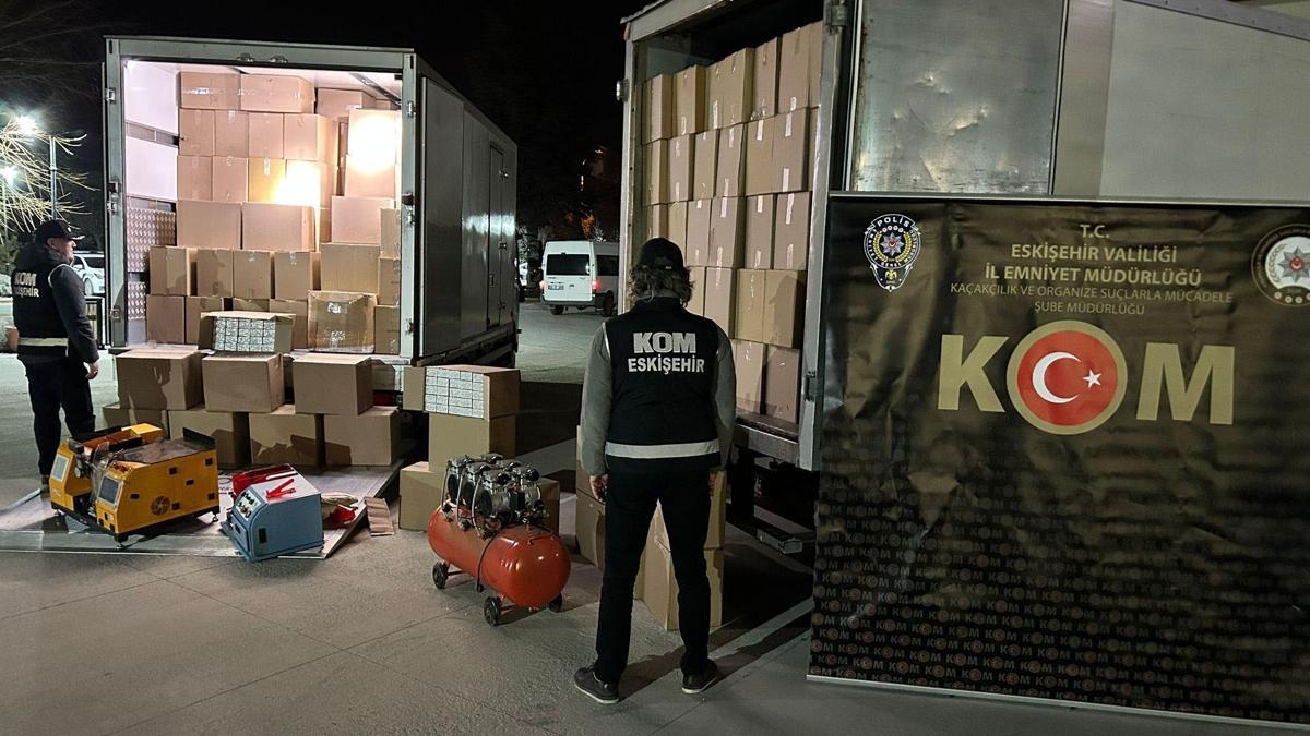 Eskişehir’de kaçak sigara operasyonu; 2 gözaltı