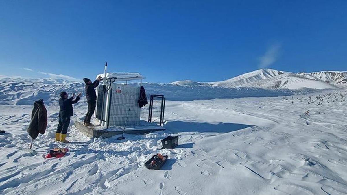 Erzincan’da yer altının tomografisi çekiliyor: 10 yeni istasyonla en küçük sarsıntı bile kayıtta! Görünmez faylar mercek altında!