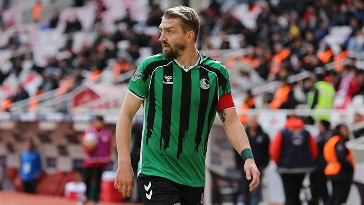Caner Erkin sabırları taşırdı! Sakaryaspor kapıya koydu