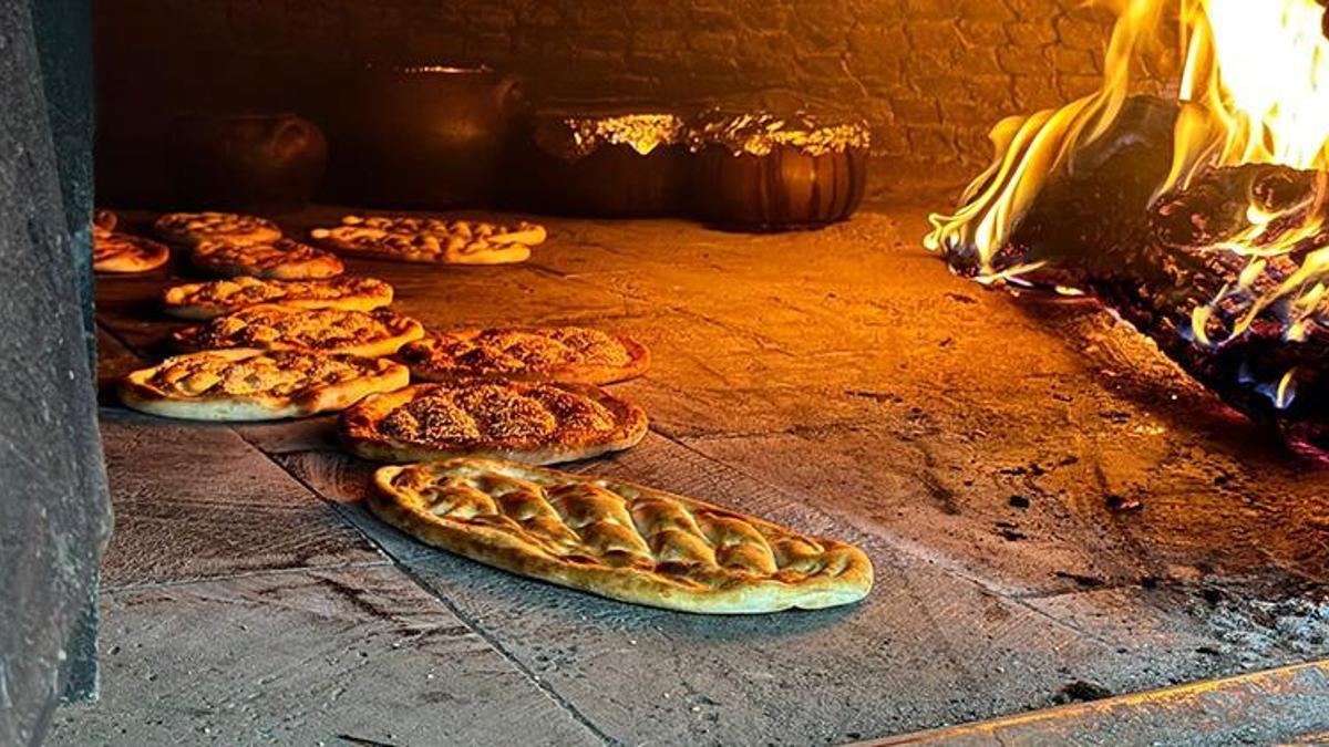 Siirt'te fırıncıların zorlu mesaisi başladı: Ramazan yoğunluğu iki katına çıktı!