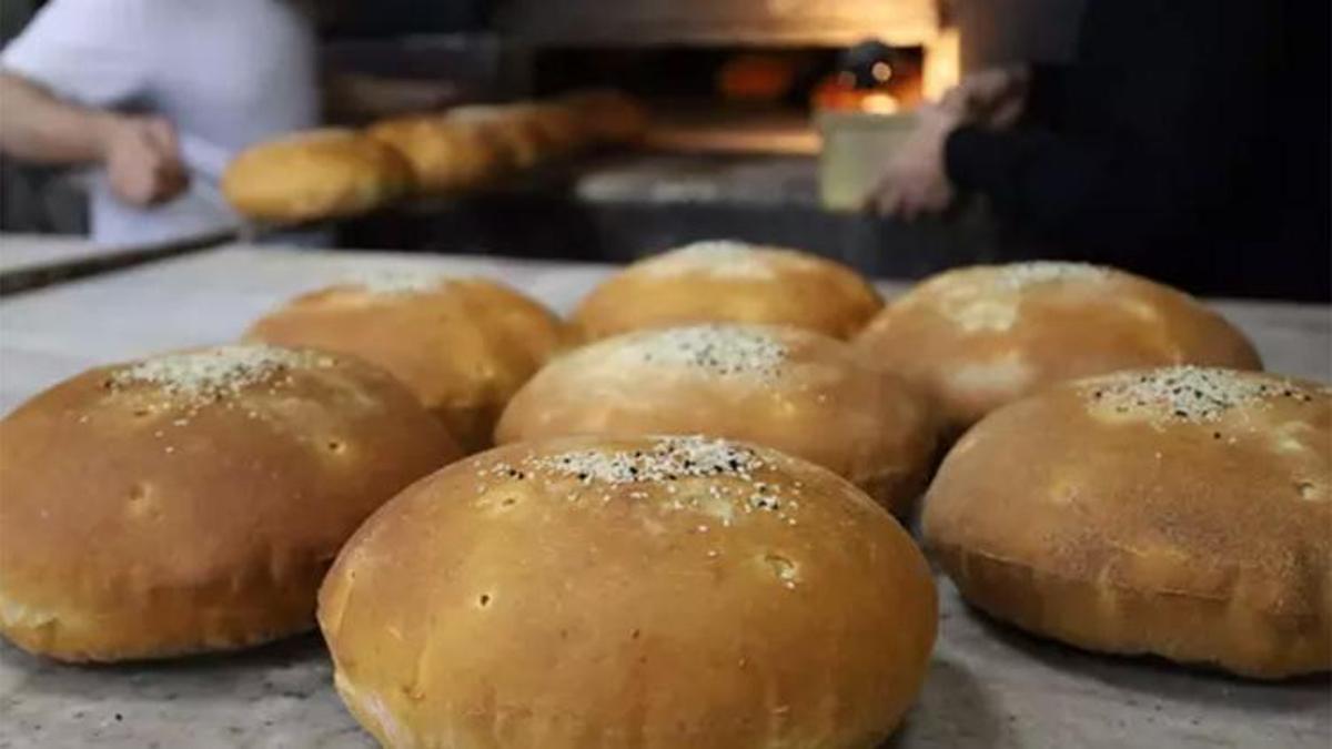 Manisa Turgutlu'da Ramazan mesaisi: Tezgaha çıktığı an tükeniyor! Yurt dışından bile istiyorlar