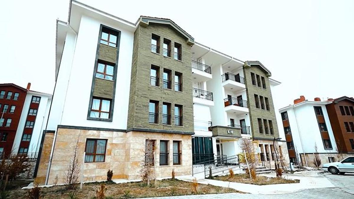 Adana'ya TOKİ müjdesi! Konutların teslim tarihi belli oldu