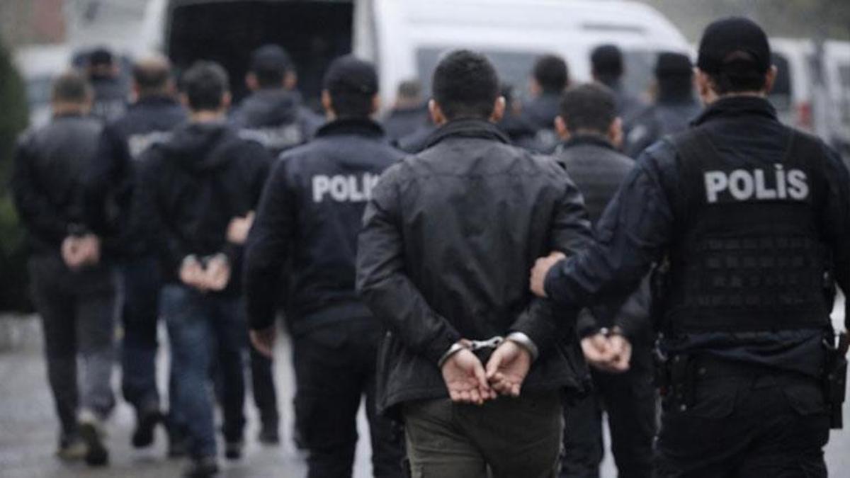 Ankara'da 'Sazan sarmalı' ile 13 milyonluk vurgun yapan 13 şüpheli tutuklandı