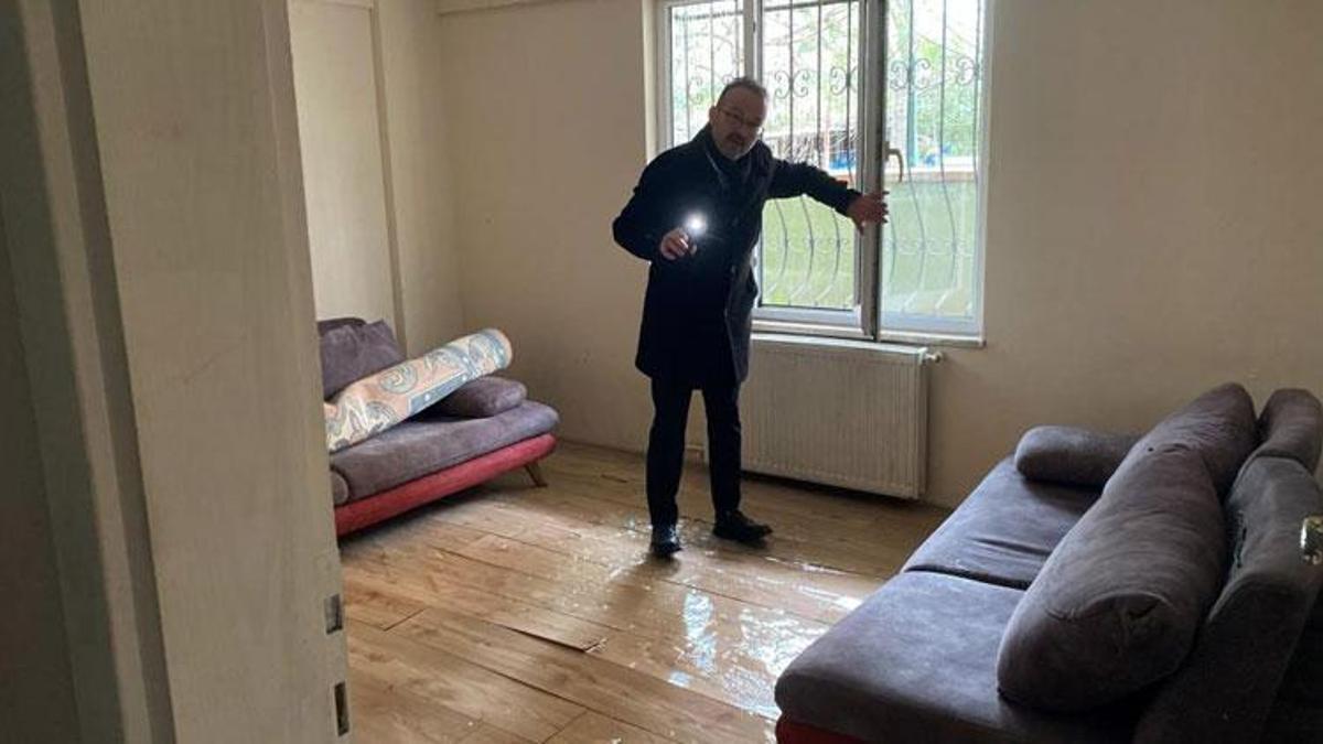Körfez'de altyapı çalışması sonrası apartmanı su bastı