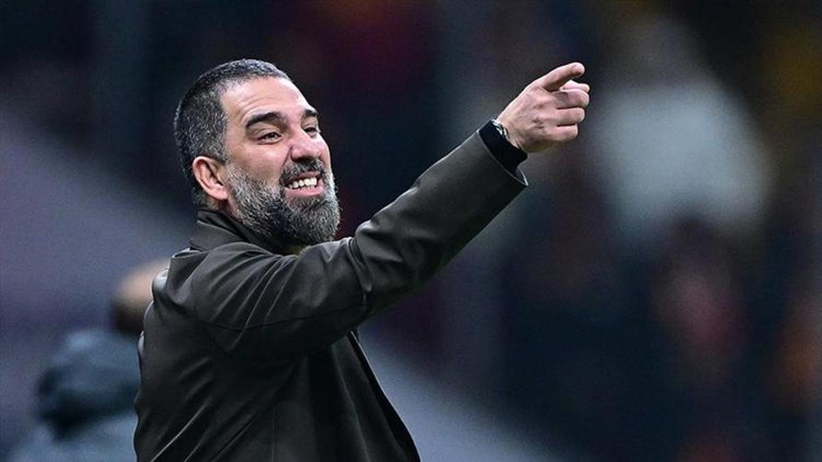 Arda Turan'ın 'İzmir'de oynamak isteriz' açıklamasına Göztepe'den yanıt geldi