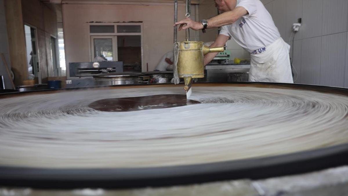 Piyasanın en ucuz tatlısı! Baklava bin lira, bu lezzet 180 lira