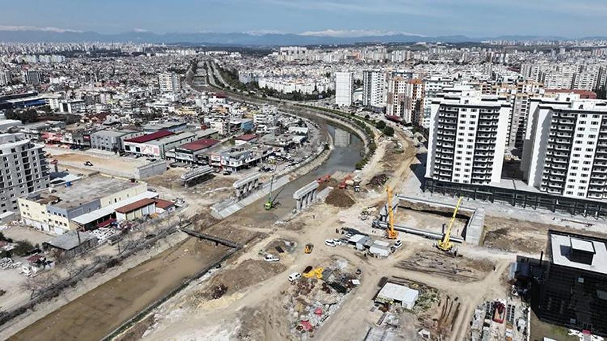 Adana'da şehrin kalbinde büyük dönüşüm: D-400’de kesintisiz ulaşım başlıyor