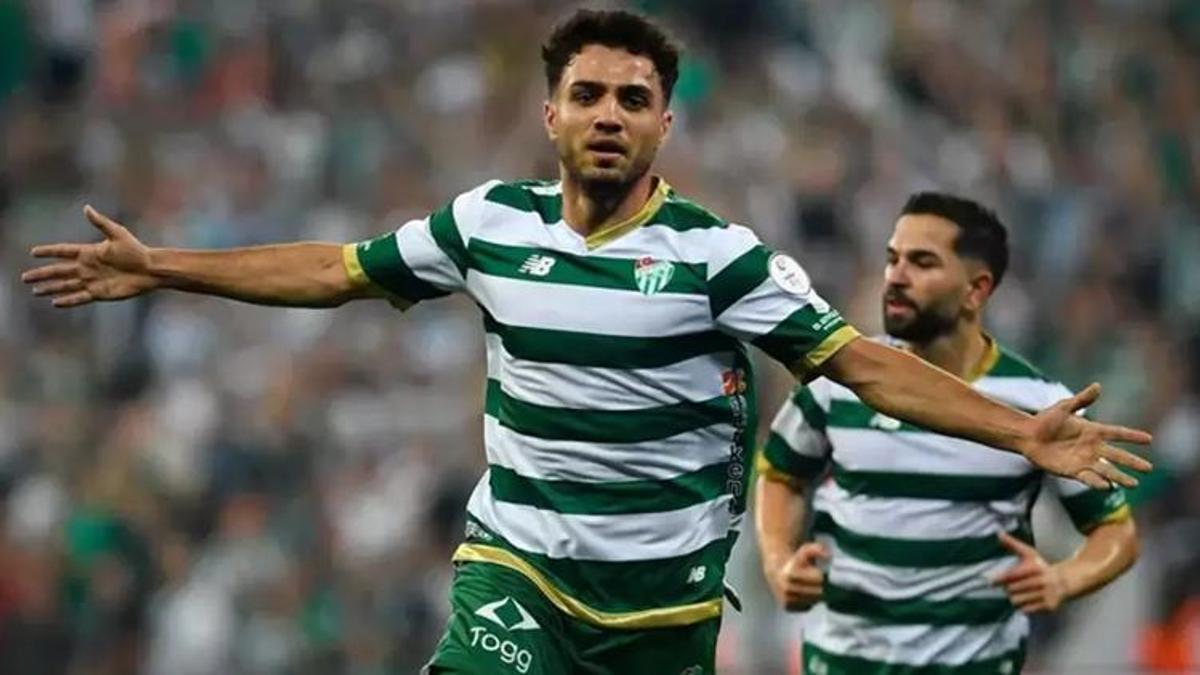 Bursaspor’da Ertuğrul İdris Furat yıktı geçti! Bir ilki başardı
