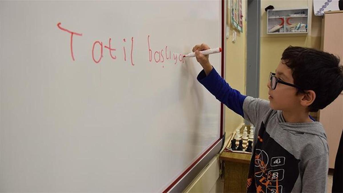 MEB 2026 İKİNCİ ARA TATİL TAKVİMİ MART | Okullarda 2. ara tatil ne zaman başlıyor, kaç gün, bayram tatiliyle birleşiyor mu?