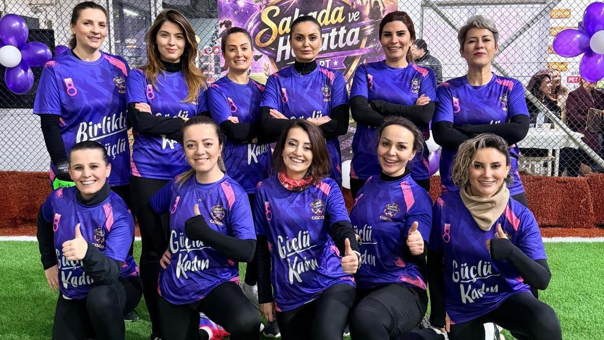 Samsun'da kadınlar futbol sahasında buluştu
