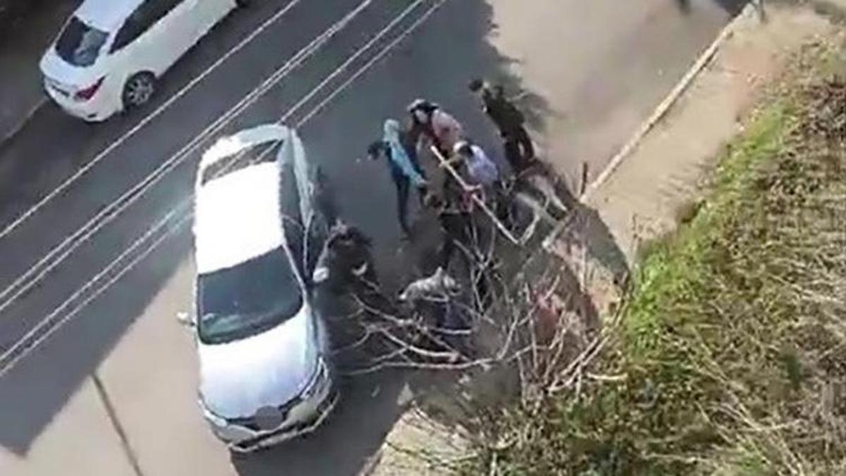 Boşandığı eski eşini 15 yerinden bıçakladı, mahkemede kendini böyle savundu: 'Hediye ettiği bıçakla hayatı karardı!'