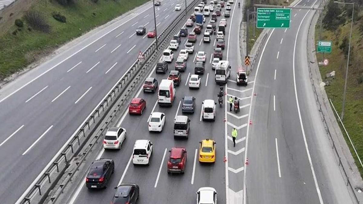 Eyüpsultan'da dronlu denetim! 'Kaynak' yapan sürücülere ceza yağdı