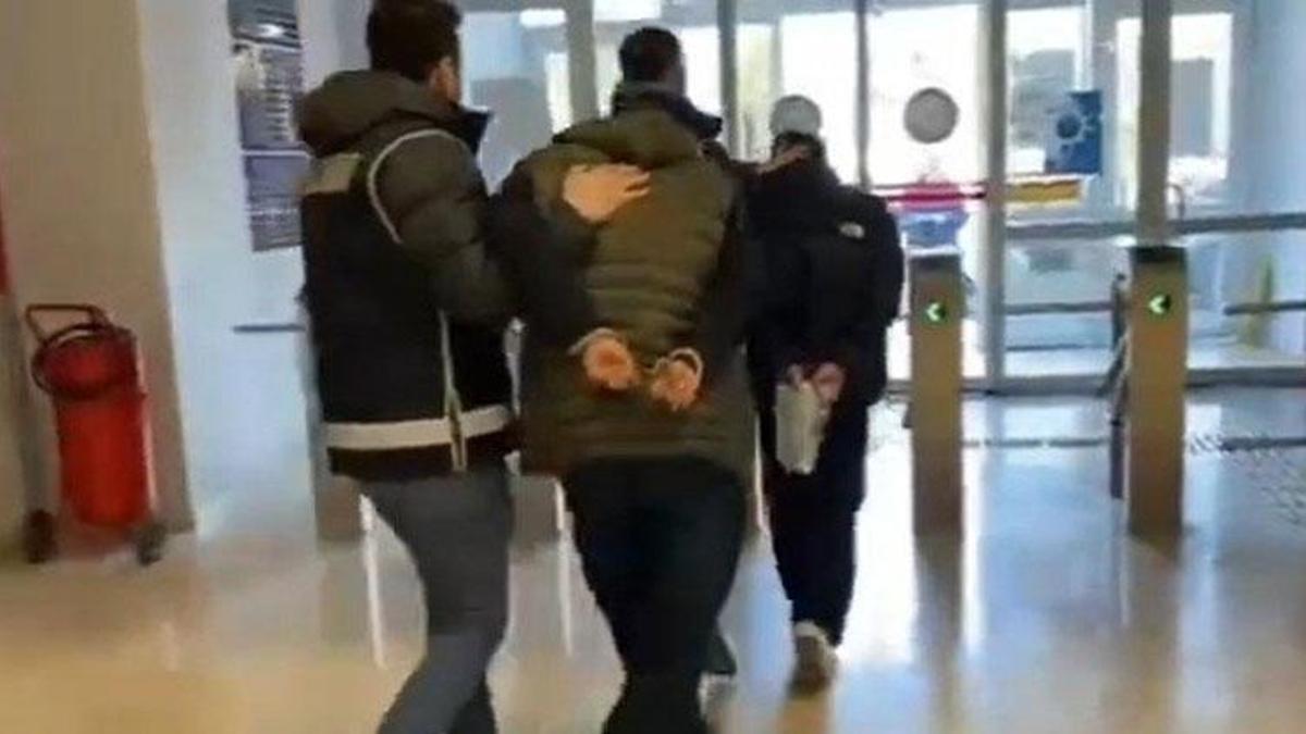 Kütahya'da kendilerini savcı olarak tanıtıp vatandaşları dolandıran 2 şüpheli tutuklandı