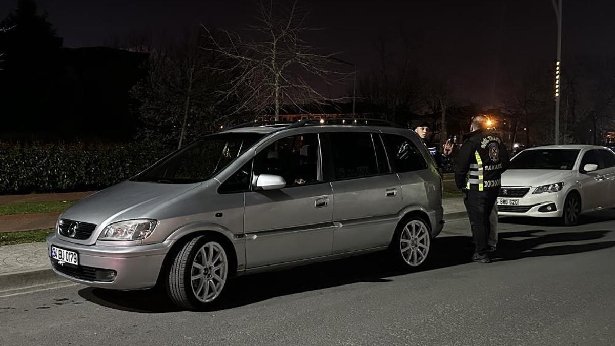 Ehliyetsiz yakalandı, 200 bin lira ceza yedi! 'Benim aracım o kadar etmiyor' diyerek sitem etti