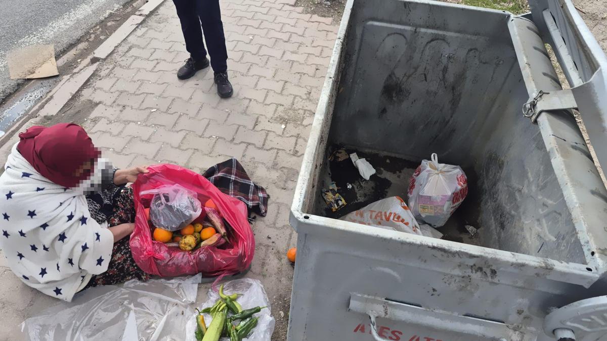 Çöpten eşya topluyormuş gibi duygu sömürüsü yapan 2 dilenci yakalandı