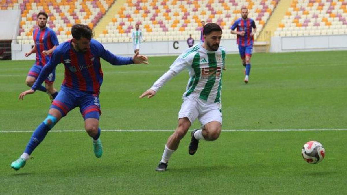 Malatya Yeşilyurtspor-Niğde Belediye Spor maçında galibiyet 84'te geldi