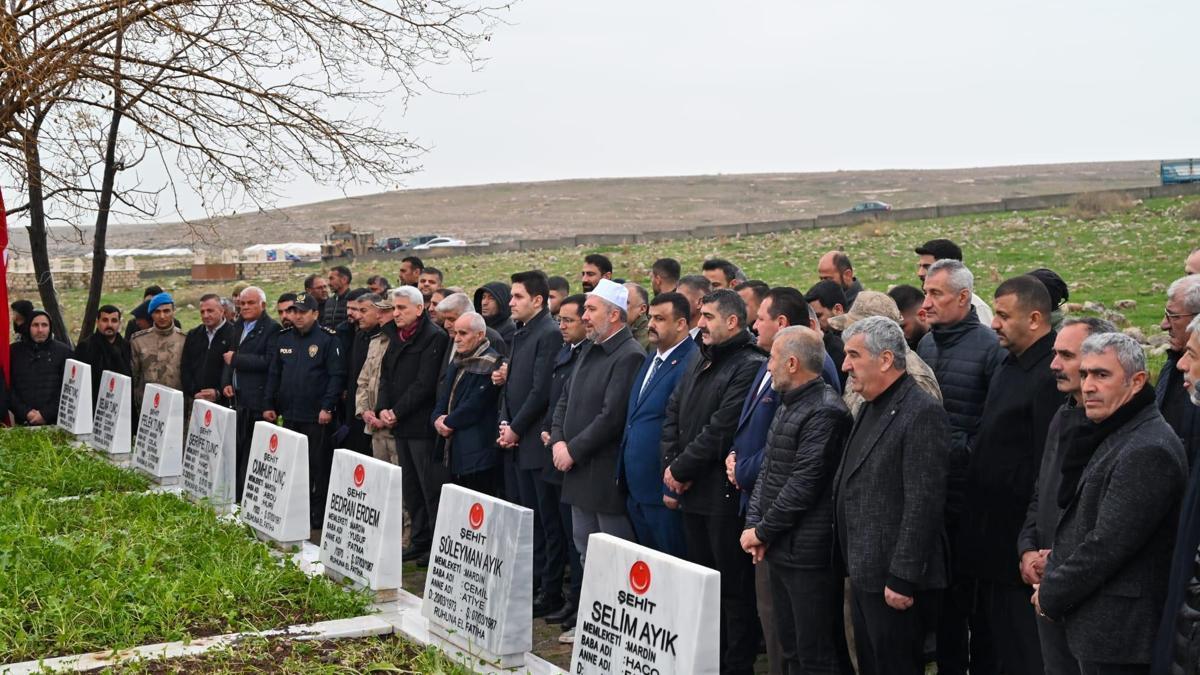 Nusaybin’de PKK’nın 39 yıl önce katlettiği 6’sı çocuk 8 kişi anıldı