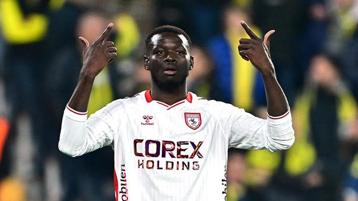 Samsunspor'da Marius Mouandilmadji ortalığı yıktı! Fenerbahçe maçı sonrası olay