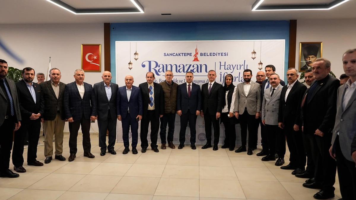 Sancaktepe'de protokol iftar sofrasında buluştu