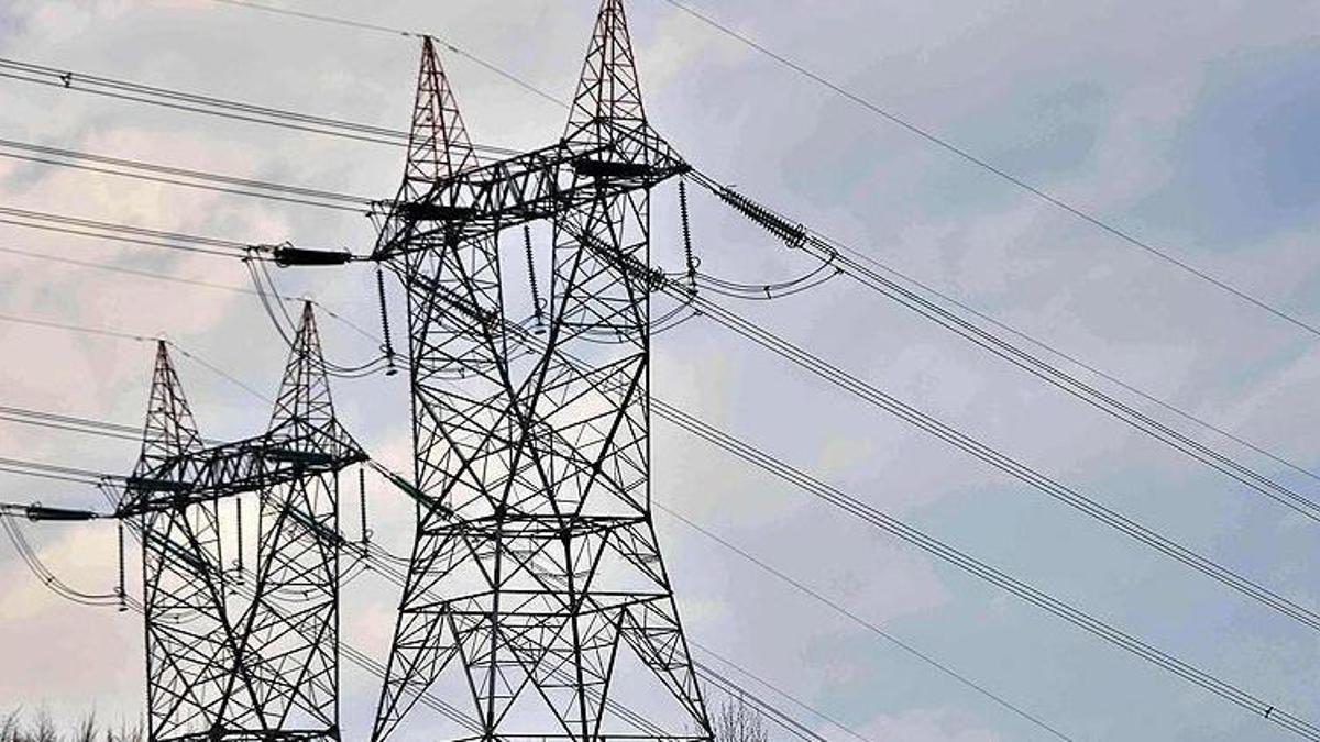 Denizli'de yaşayanlar dikkat! 5 ilçede elektrikler kesilecek