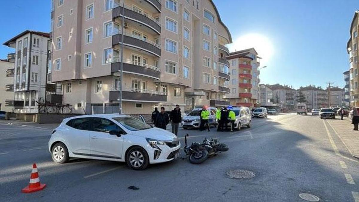 Akşehir’de meydana gelen trafik kazasında motosiklet sürücüsü yaralandı