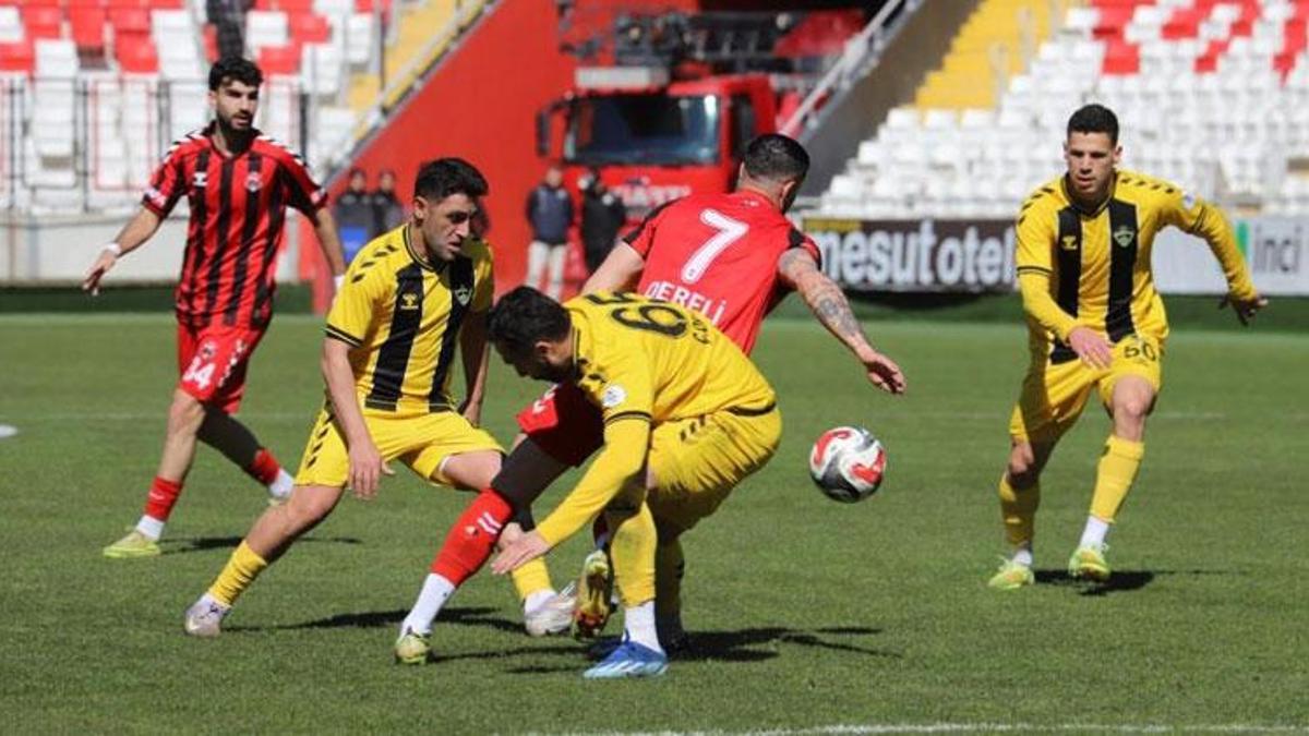 24Erzincanspor sahasında Beykoz Anadolu Spor'u farklı yendi