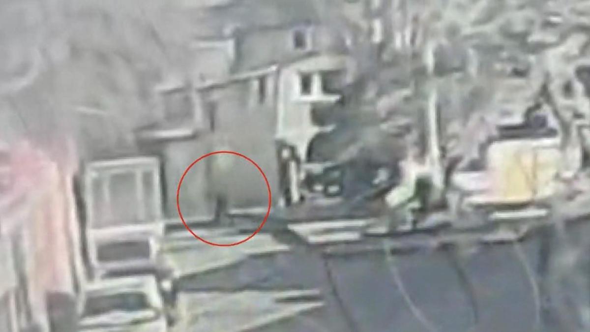 İstanbul - Beyoğlu’nda kendisini darbeden adamı silahla vurdu: Beni vuranı tanımıyorum