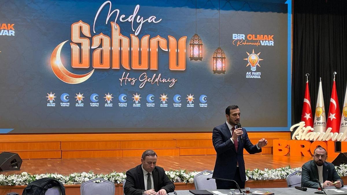 İstanbul - AK Parti İstanbul İl Başkanlığı’nda basın mensuplarıyla sahur programı düzenlendi