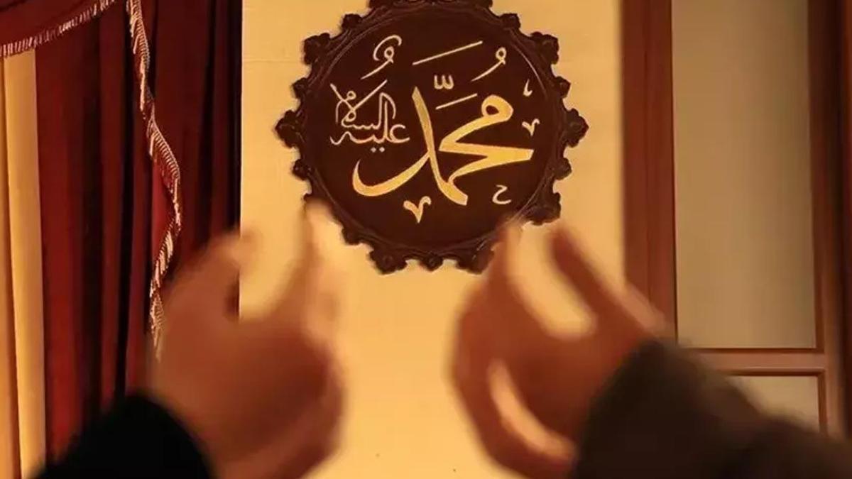 Hz. Muhammed (SAV) ve Kadir Gecesi: Kadir Gecesinde Ne Oldu? Peygamberimizin Kadir Gecesinde Neler Yaptığı, Bu Geceye Verdiği Önem ve Sahih Hadisler