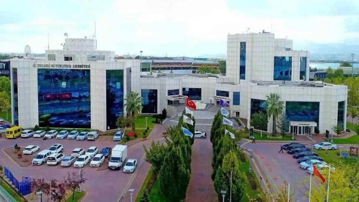 Kocaeli'de bu fiyata araba yok! Büyükşehir satışa çıkardı