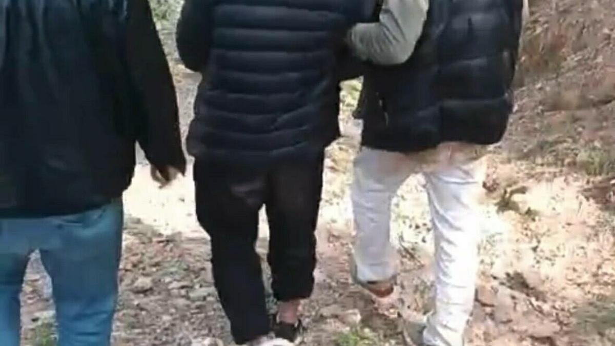Firari hükümlü kovalamaca sonucu dağlık alanda yakalandı