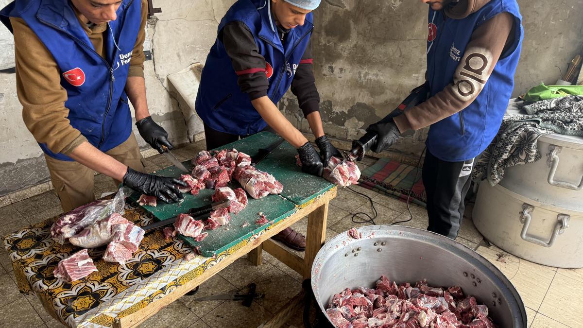 Bahçelievler Belediyesi, Gazze’de 10 bin kişilik iftar yemeği verdiğini duyurdu