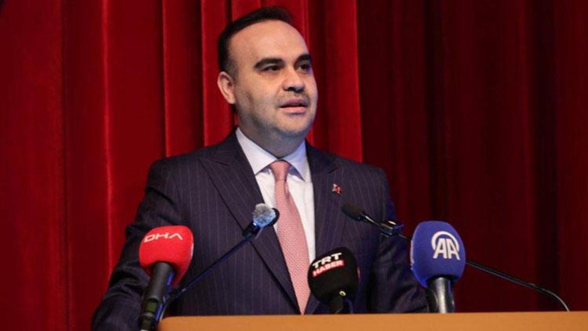 Bakan Kacır: İmkan verildiğinde bu milletin evlatları en iyisini yapar