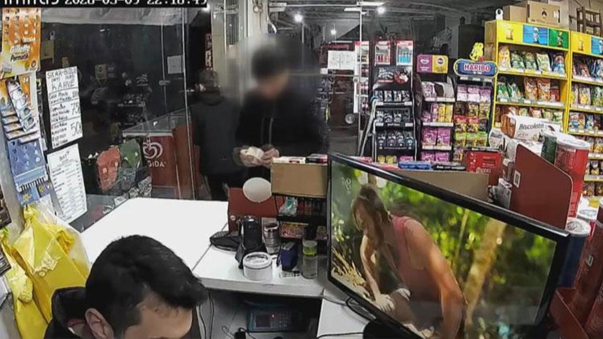 Fatih'te dehşet planlı çıktı! Zorbalar koli bandını 'doğum günü kutlayacağız' diyerek marketten almışlar