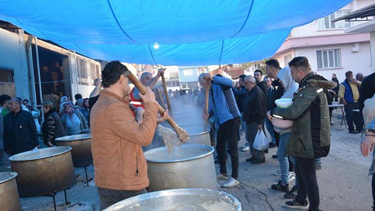 Nazilli'de 400 yıldır devam eden bayram geleneği! 20 bin kişinin katılımı ile rekor kırıldı: Arife gününden başlıyor, imece usulü ile kazanlar kaynatılıyor