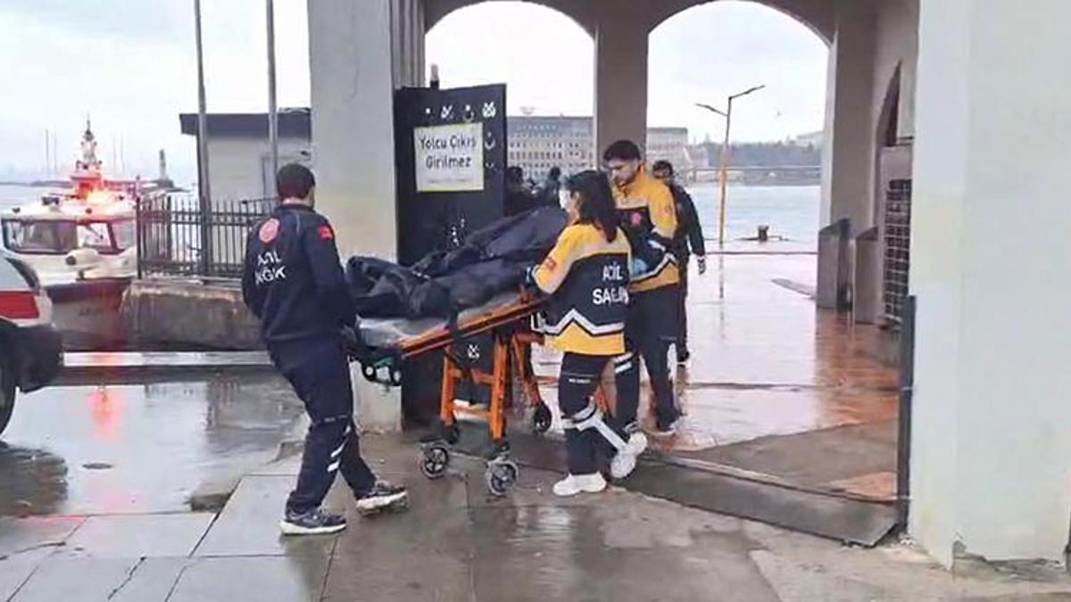 Kadıköy Rıhtım'da erkek cesedi bulundu! Denizden çıkarılan cesedin kimliği tespit edildi