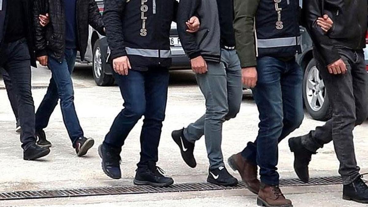 İstanbul'da FETÖ operasyonu! Çok sayıda kişi gözaltına alındı