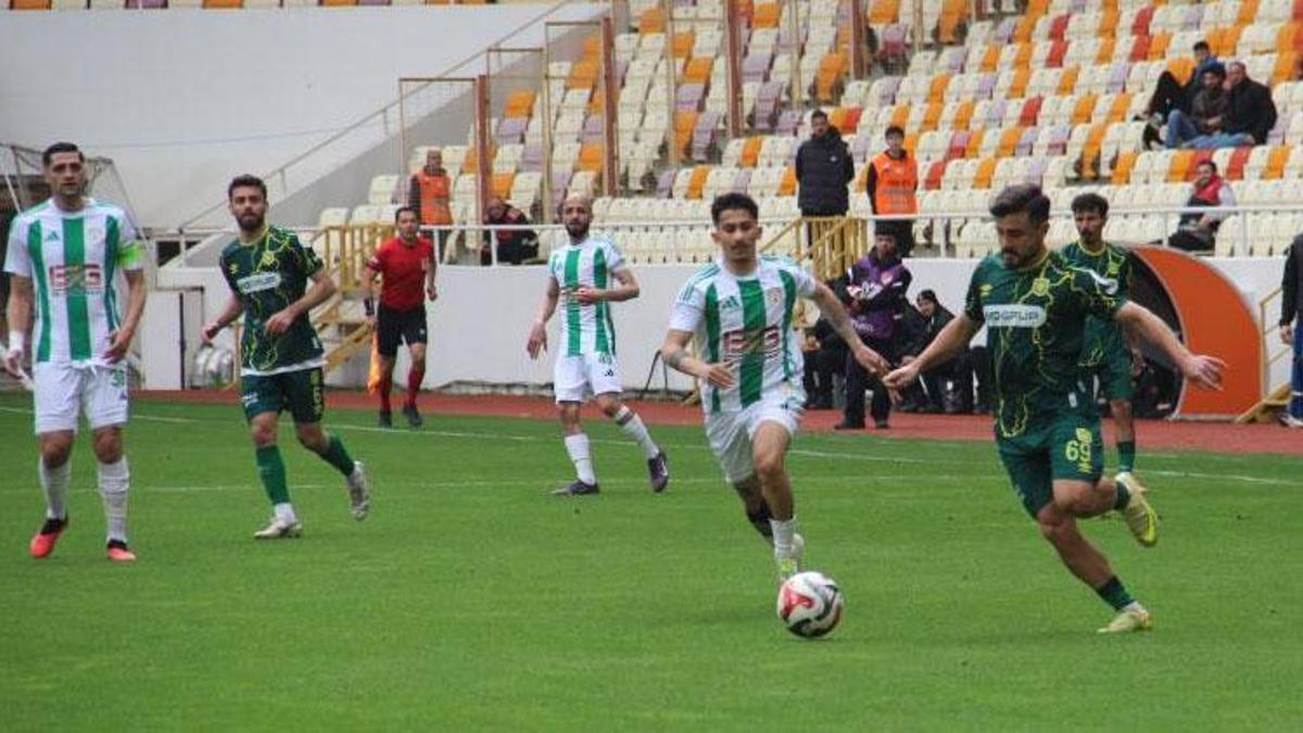 Malatya Yeşilyurtspor-Osmaniyespor maçı! Play-Off yolunda kritik galibiyet
