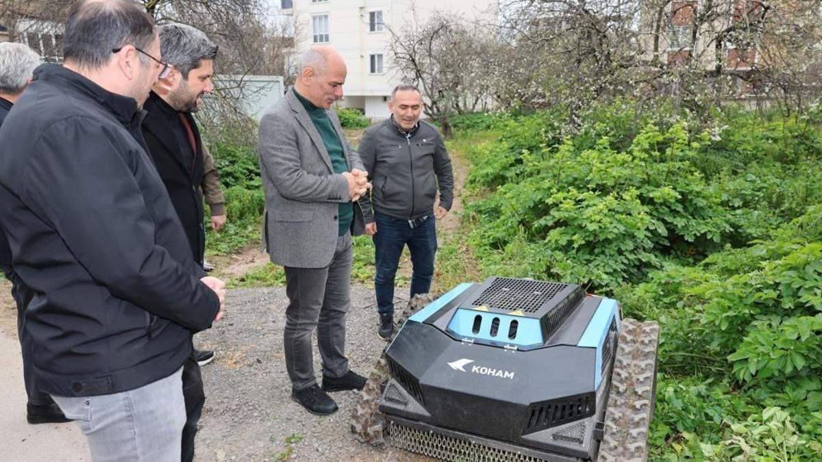 Uzaktan kumandalı robot dönemi! 6 kişinin işini tek başına yapabiliyor