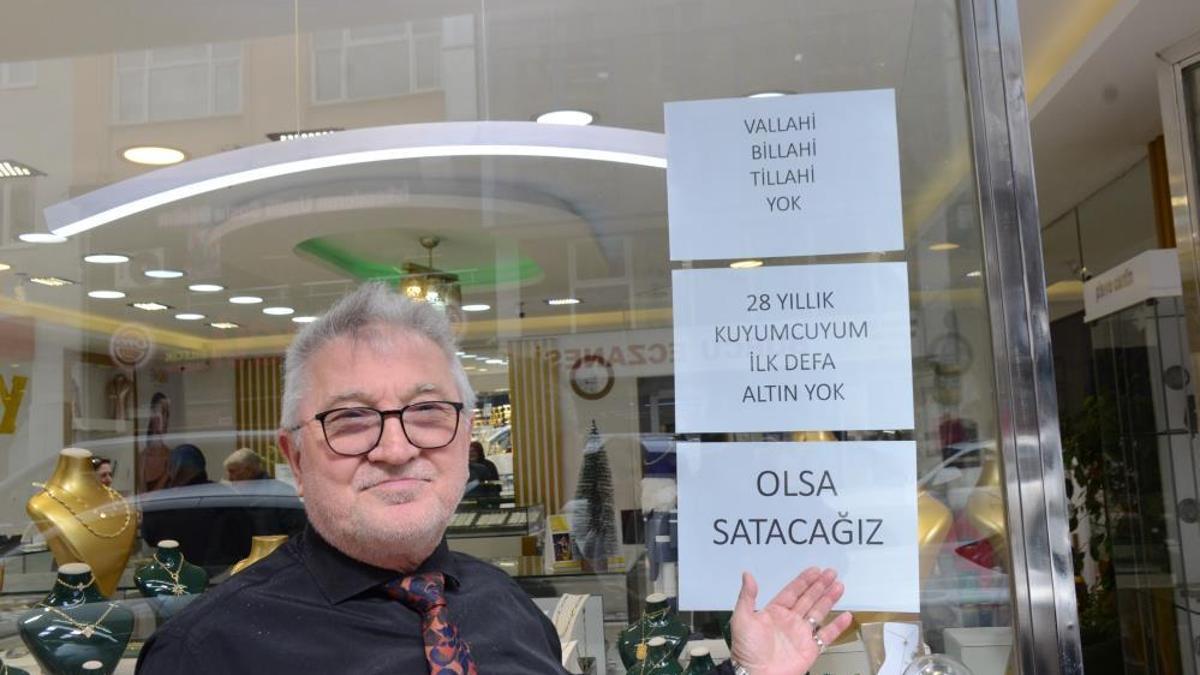 28 yıldır bu işi yapıyor, ilk defa yok satıyor! Yazı astı: Vallahi, billahi, tillahi yok