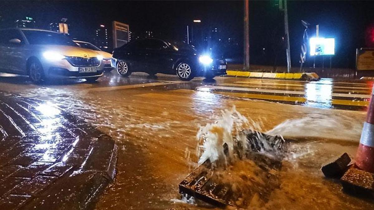 Şanlıurfa Valiliği sağanak nedeniyle 4 ilçede eğitime bir gün ara verildiğini duyurdu