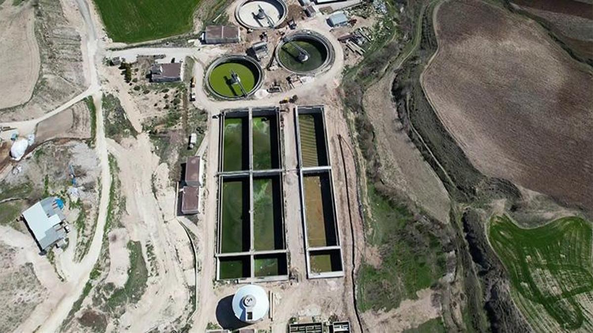 Mavi ölüyor, siyah akıyor! Dev barajı Adıyaman’ın 'atık çukuru' oldu