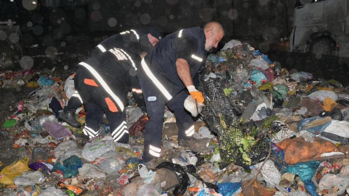 Çöpten servet çıktı! 1 milyon 200 bin TL'yi çöpe attı