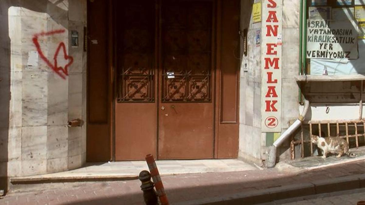 Fatih'te kan donduran cinayet: Misafirlerin yanında eşinin döverek öldürdü