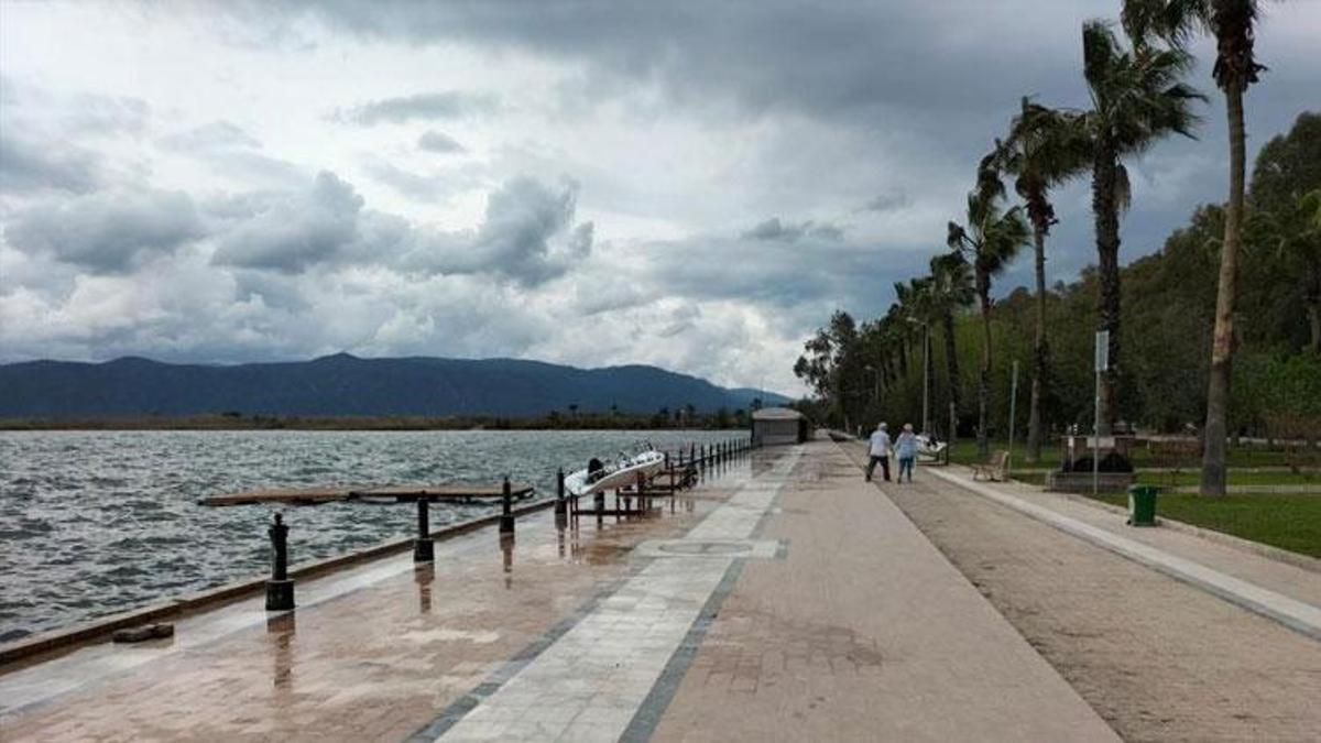 Muğla’nın Sakin Şehir unvanlı ilçesi Köyceğiz, eski günlerini arattı