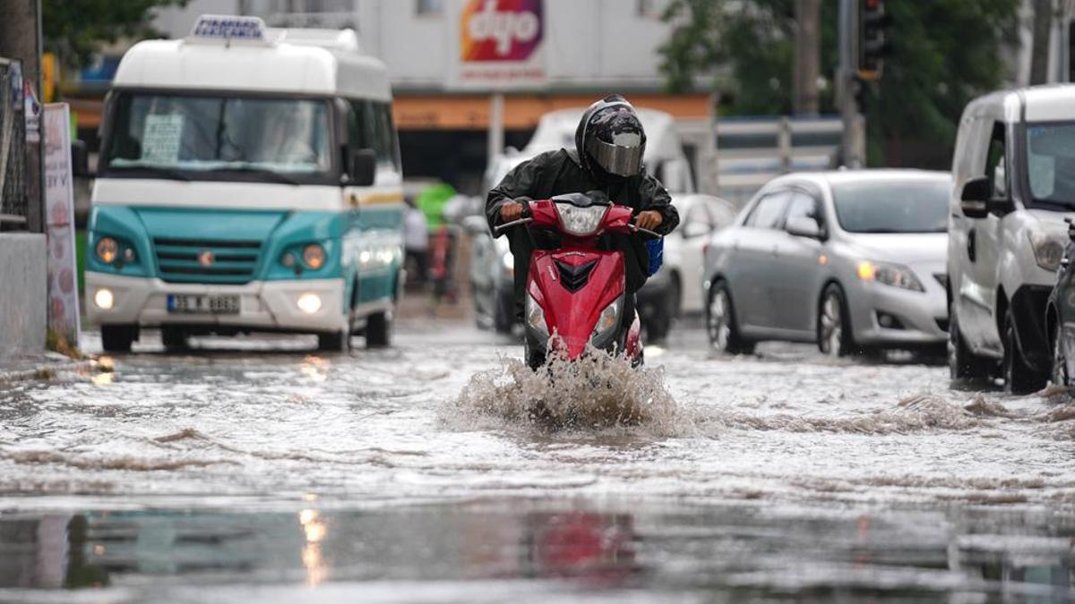 Hafta sonuna kadar yağacak! Ülkenin tamamında yağışlar bekleniyor